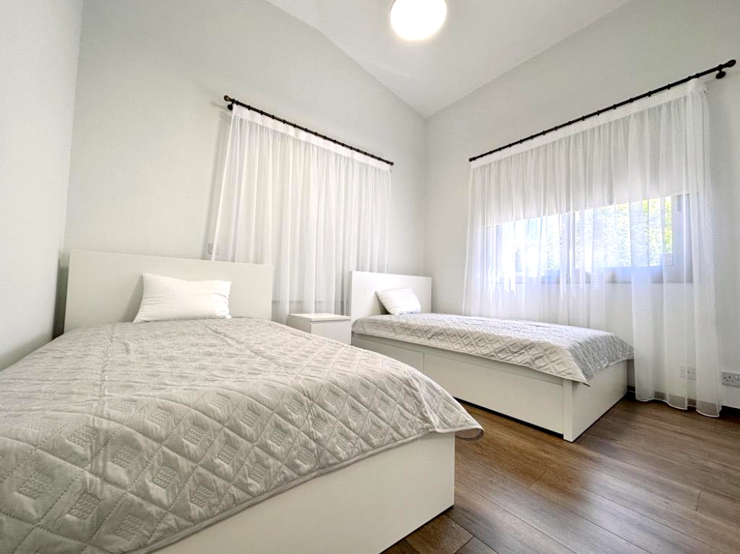 3 Bed, 2 Bath, HouseFor Sale, Paphos, Paphos