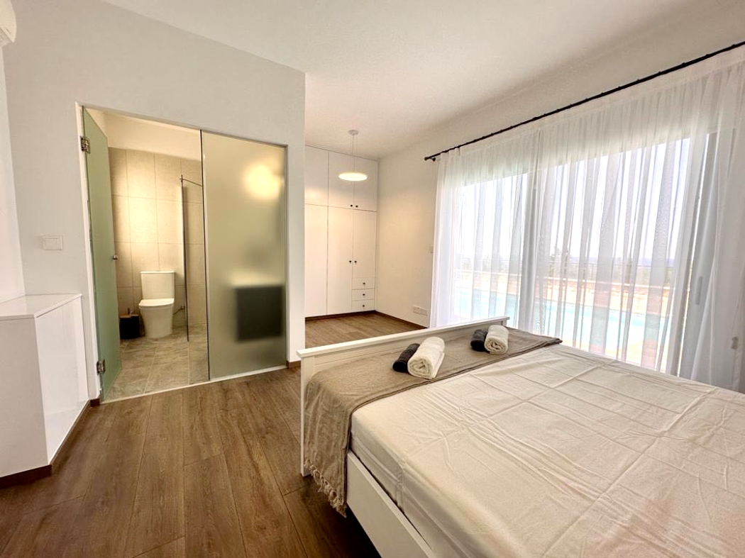 3 Bed, 2 Bath, HouseFor Sale, Paphos, Paphos