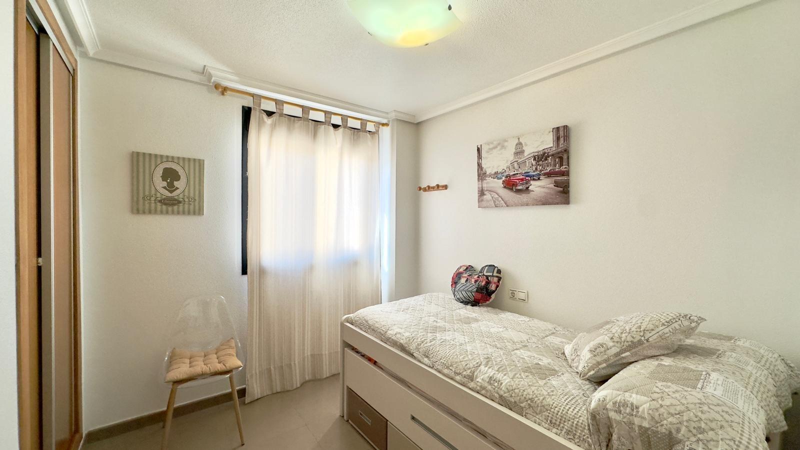 2 Bed, 1 Bath, ApartmentFor Sale, Torrevieja, Alicante