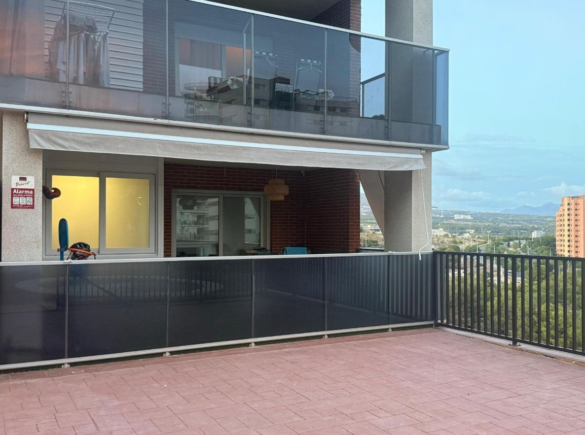 3 Bed, 2 Bath, ApartmentFor Sale, Villajoyosa, Alicante