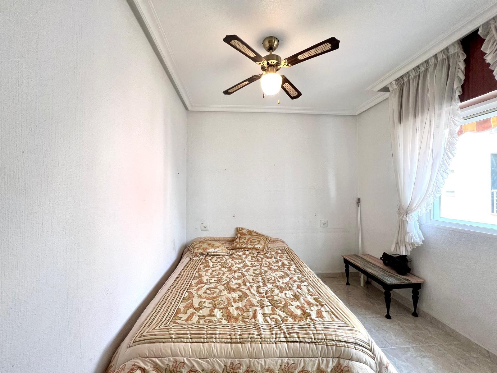 3 Bed, 1 Bath, ApartmentFor Sale, Torrevieja, Alicante