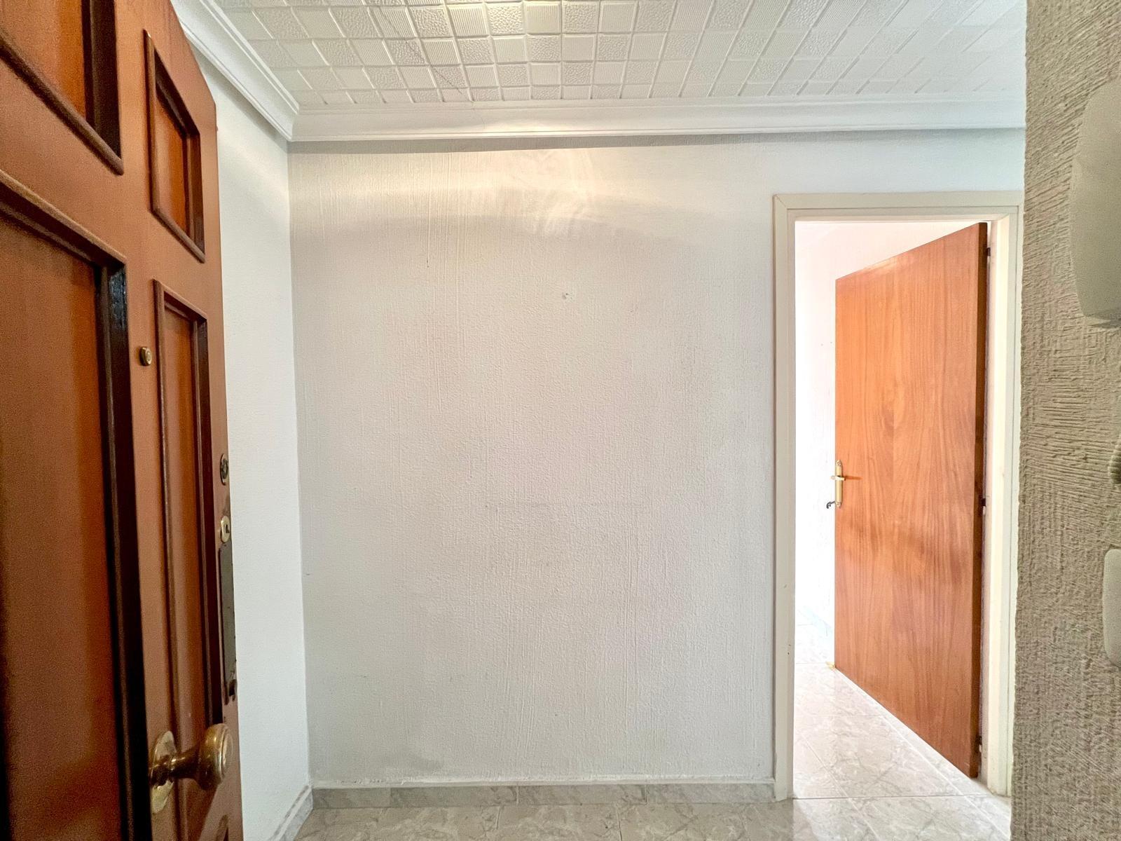 3 Bed, 1 Bath, ApartmentFor Sale, Torrevieja, Alicante