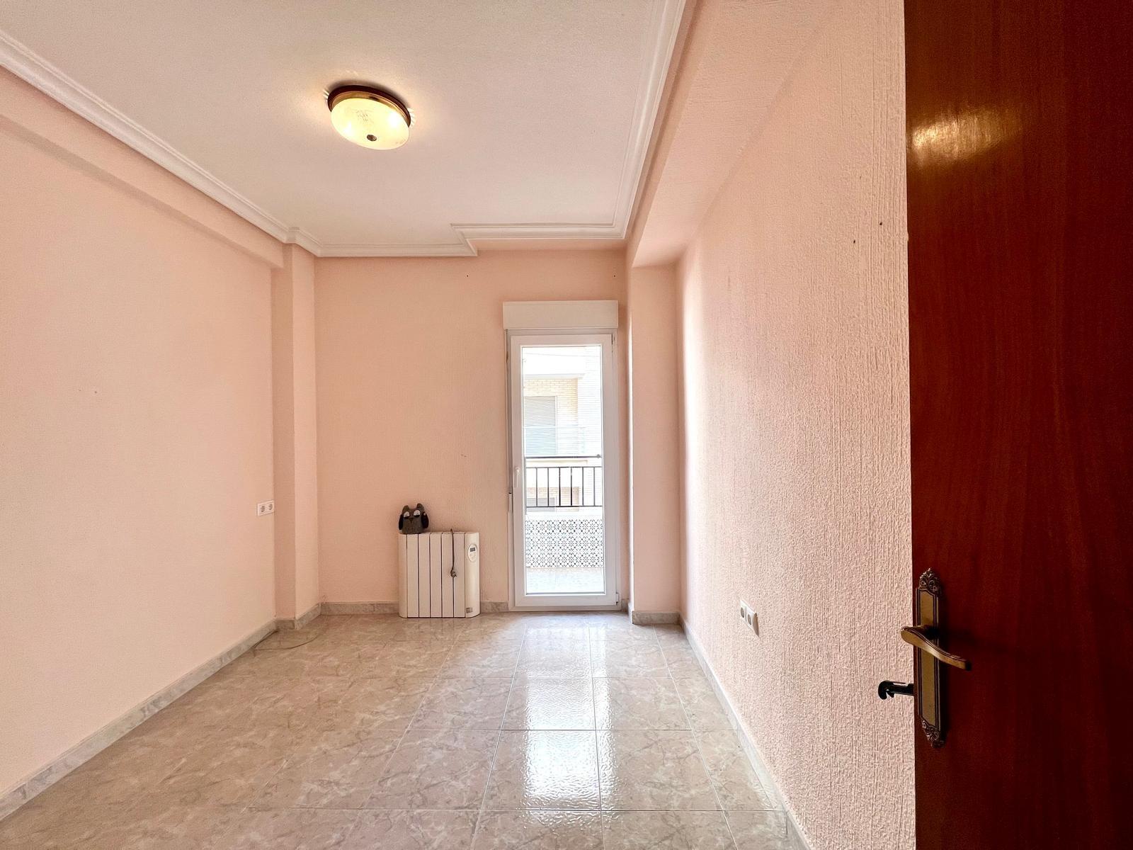 3 Bed, 1 Bath, ApartmentFor Sale, Torrevieja, Alicante