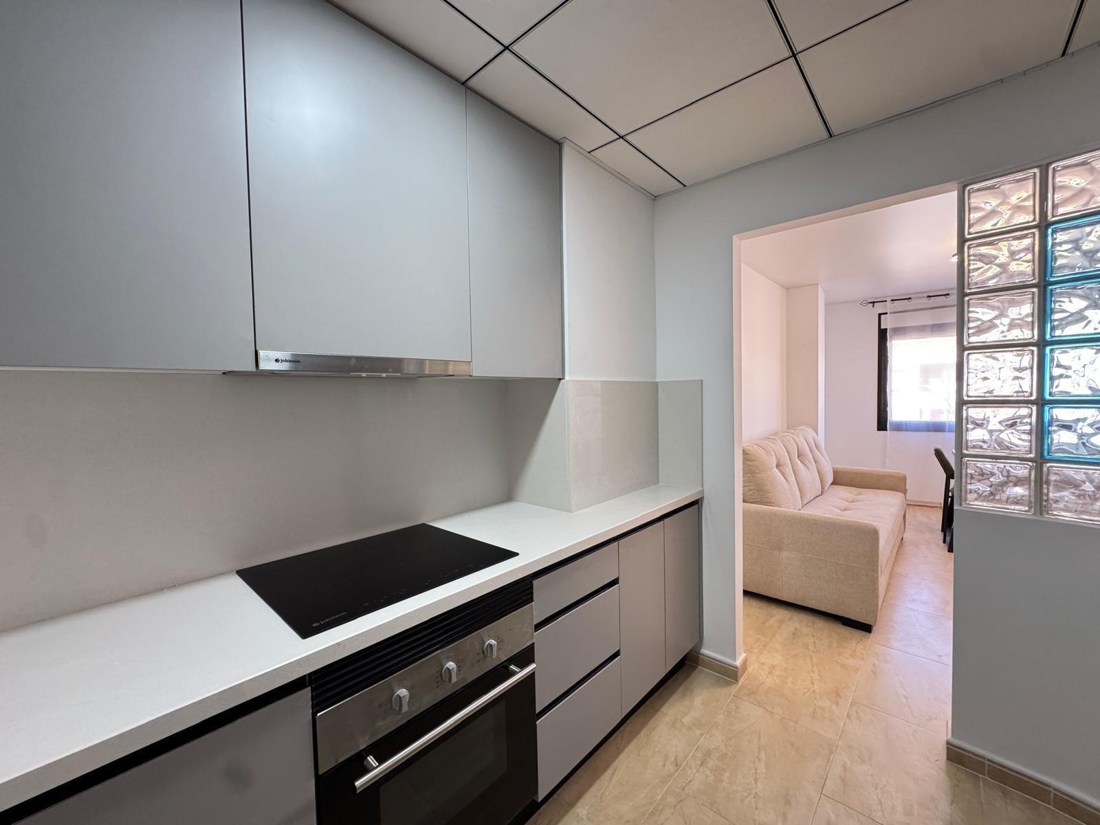 3 Bed, 2 Bath, ApartmentFor Sale, Torrevieja, Alicante