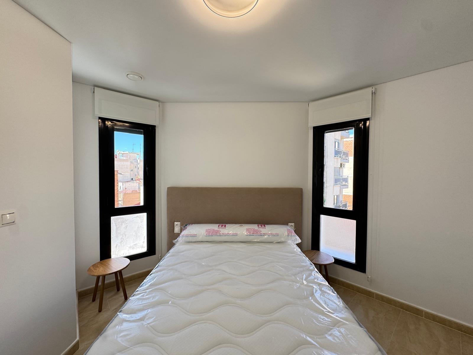 3 Bed, 2 Bath, ApartmentFor Sale, Torrevieja, Alicante