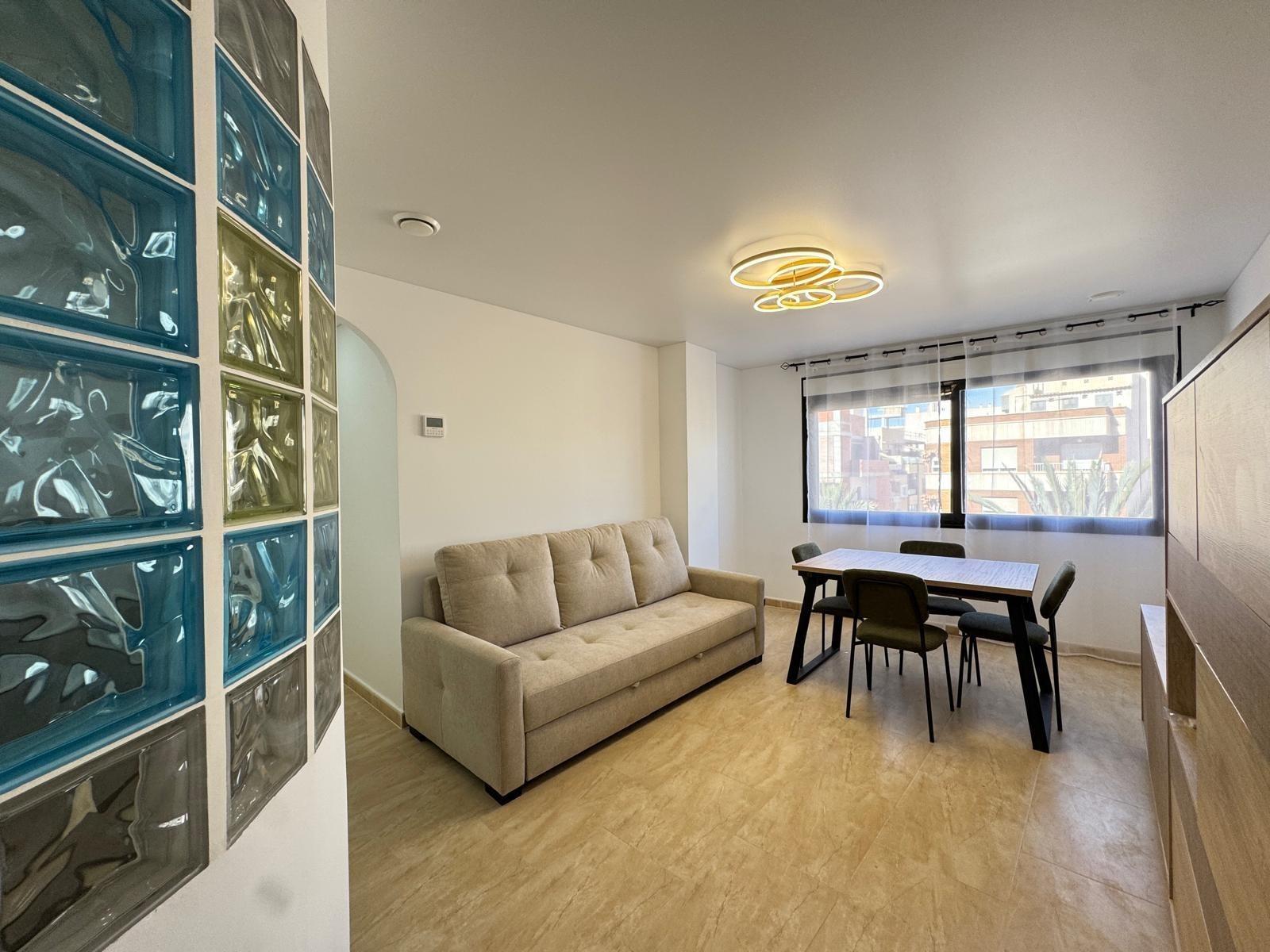 3 Bed, 2 Bath, ApartmentFor Sale, Torrevieja, Alicante