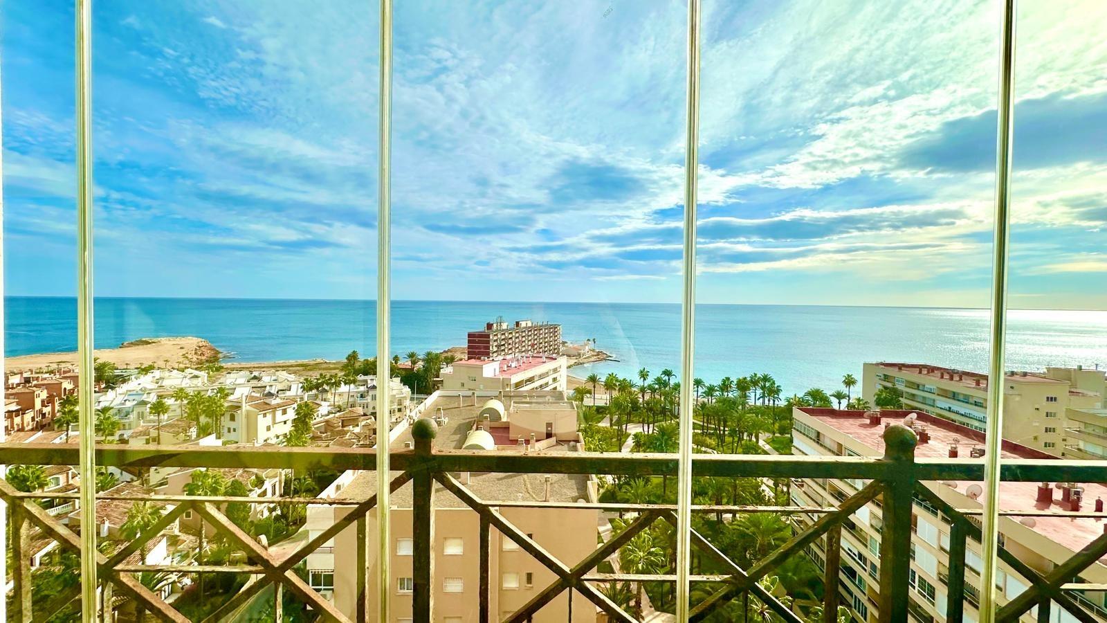 3 Bed, 2 Bath, ApartmentFor Sale, Torrevieja, Alicante