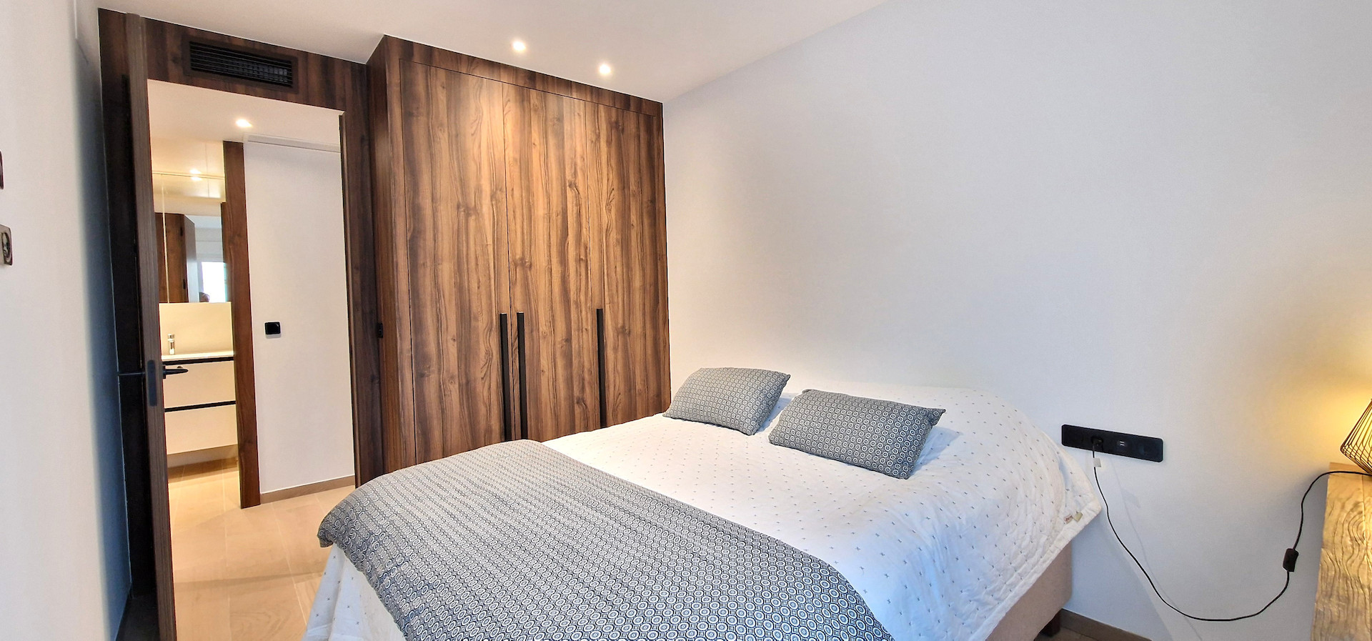 3 Bed, 2 Bath, HouseFor Sale, Algorfa, Alicante