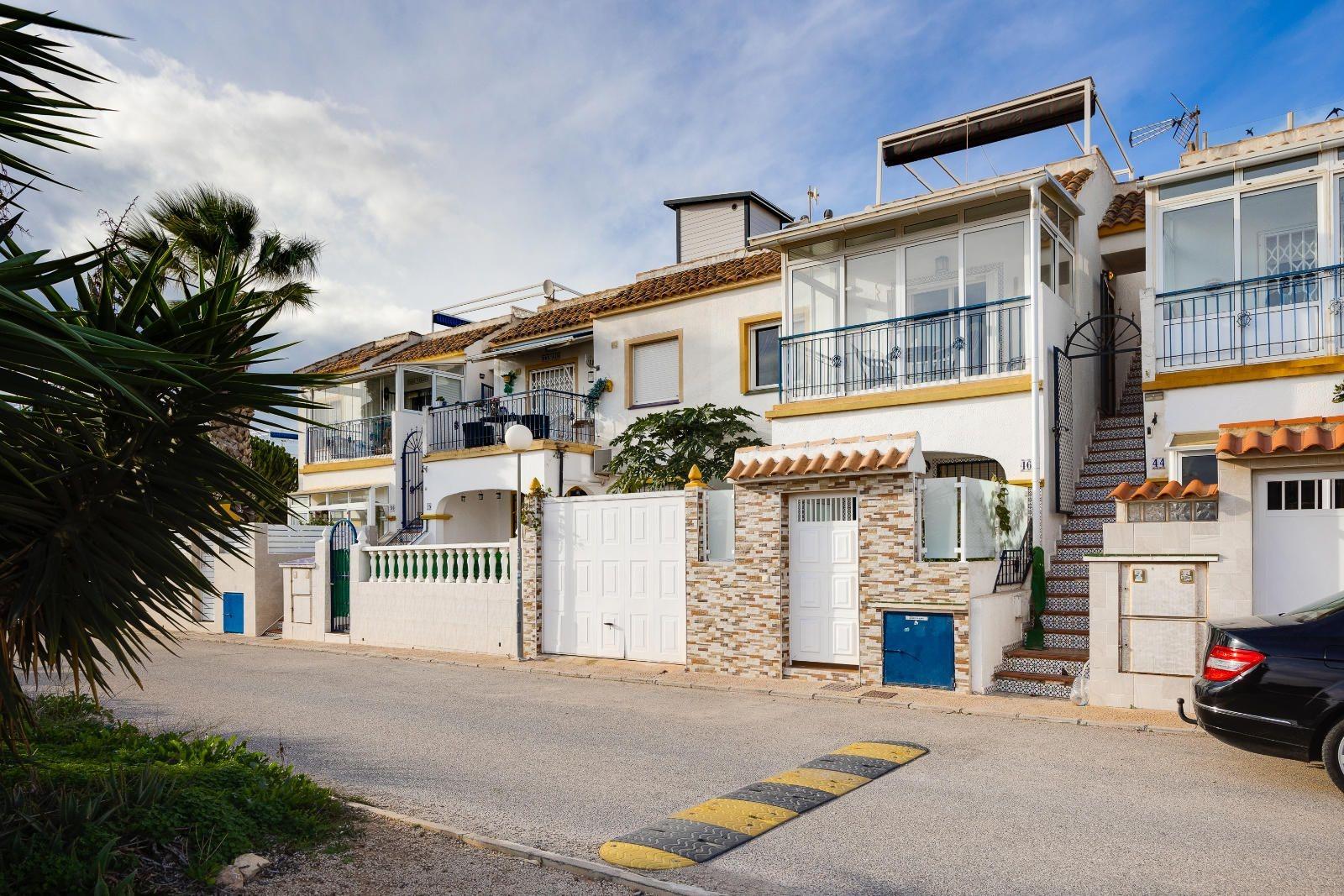 3 Bed, 1 Bath, HouseFor Sale, Torrevieja, Alicante