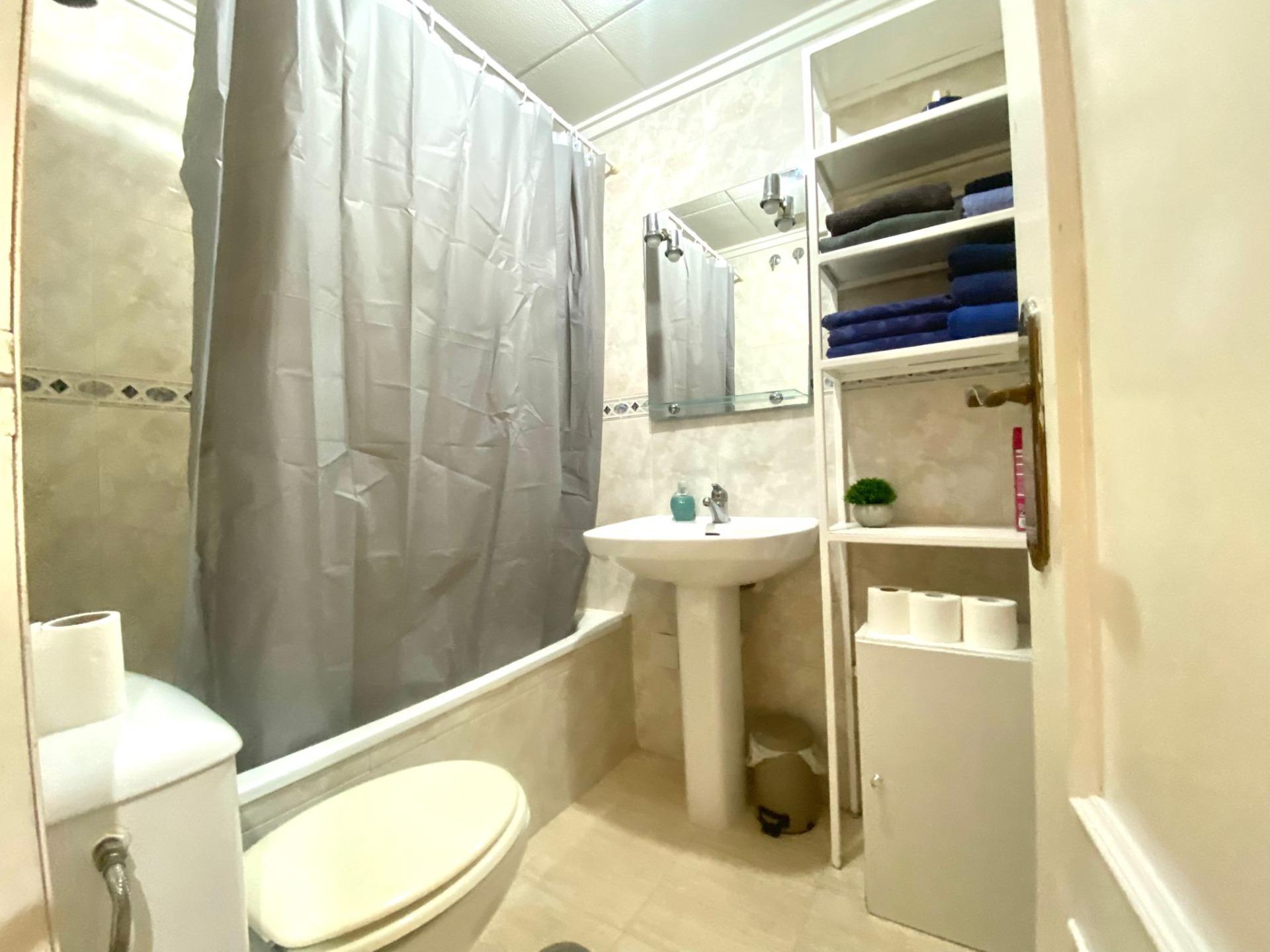 1 Bed, 1 Bath, ApartmentFor Sale, Torrevieja, Alicante