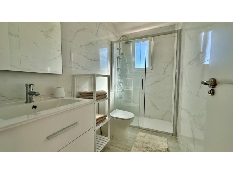 2 Bed, 2 Bath, ApartmentFor Sale, Torrevieja, Alicante