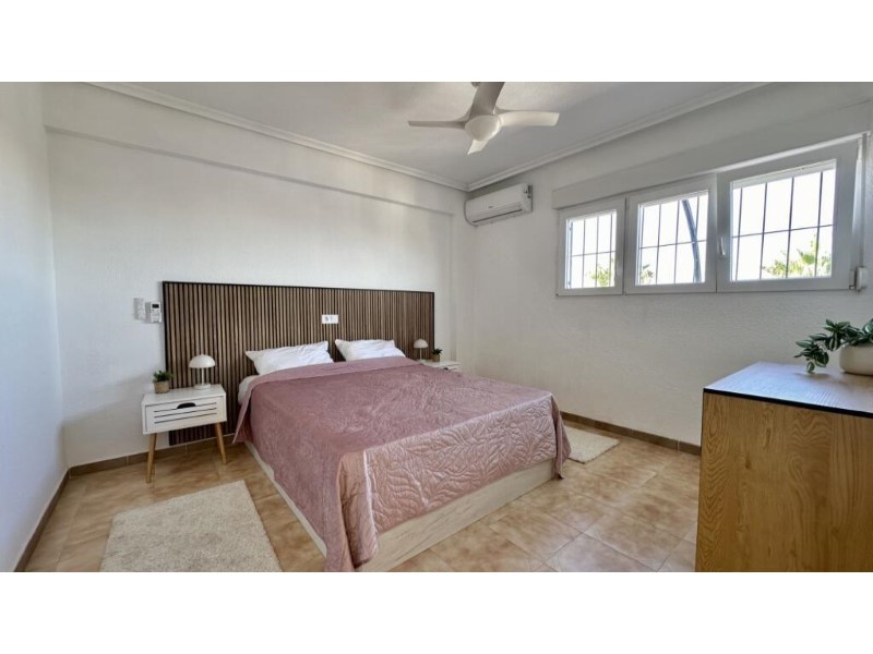2 Bed, 2 Bath, ApartmentFor Sale, Torrevieja, Alicante