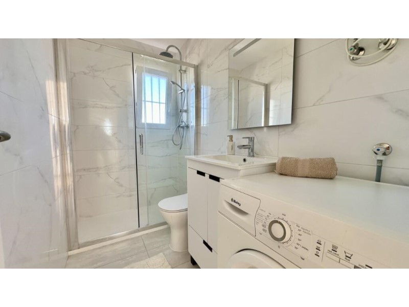 2 Bed, 2 Bath, ApartmentFor Sale, Torrevieja, Alicante