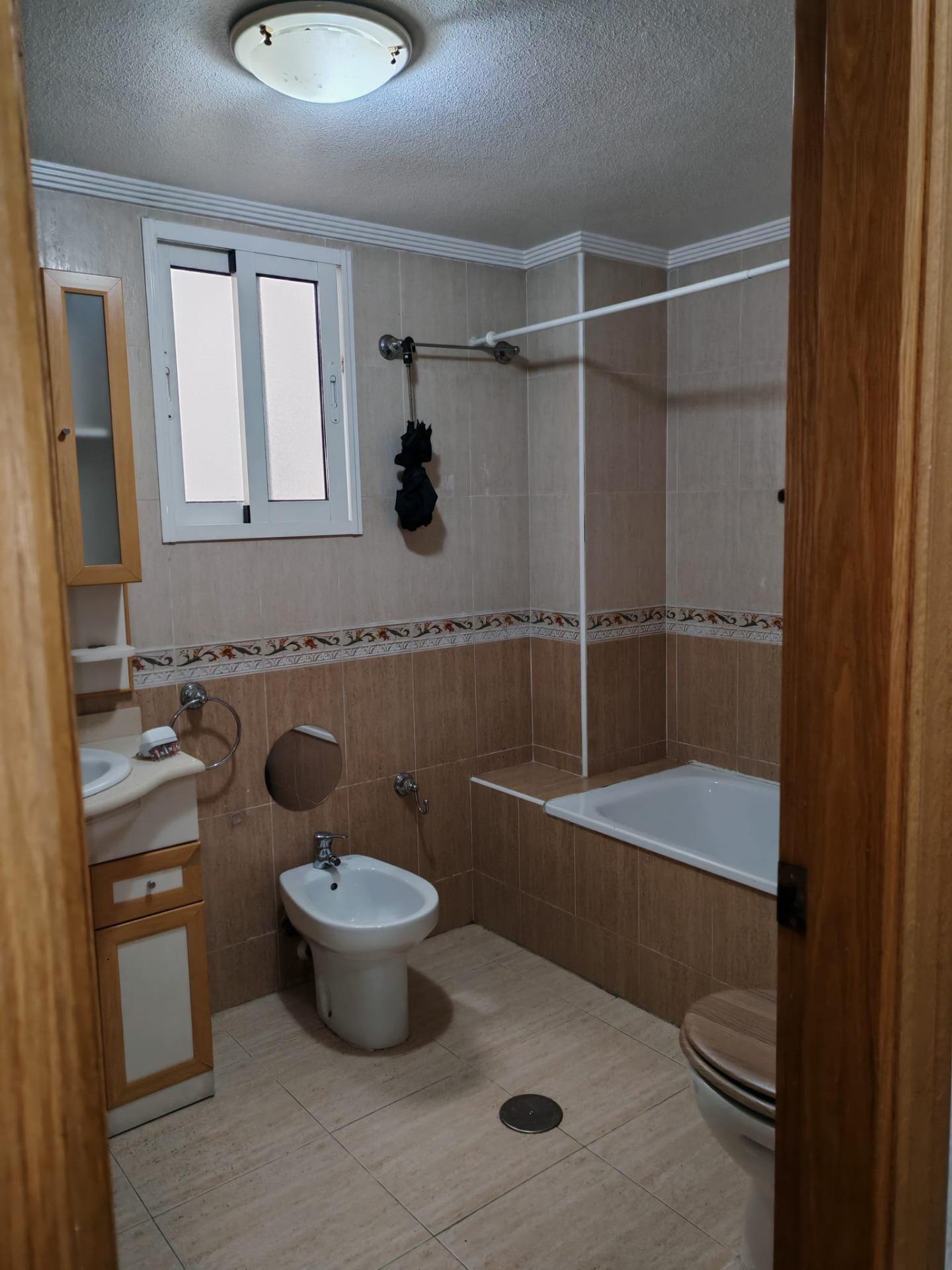 2 Bed, 2 Bath, ApartmentFor Sale, Torrevieja, Alicante