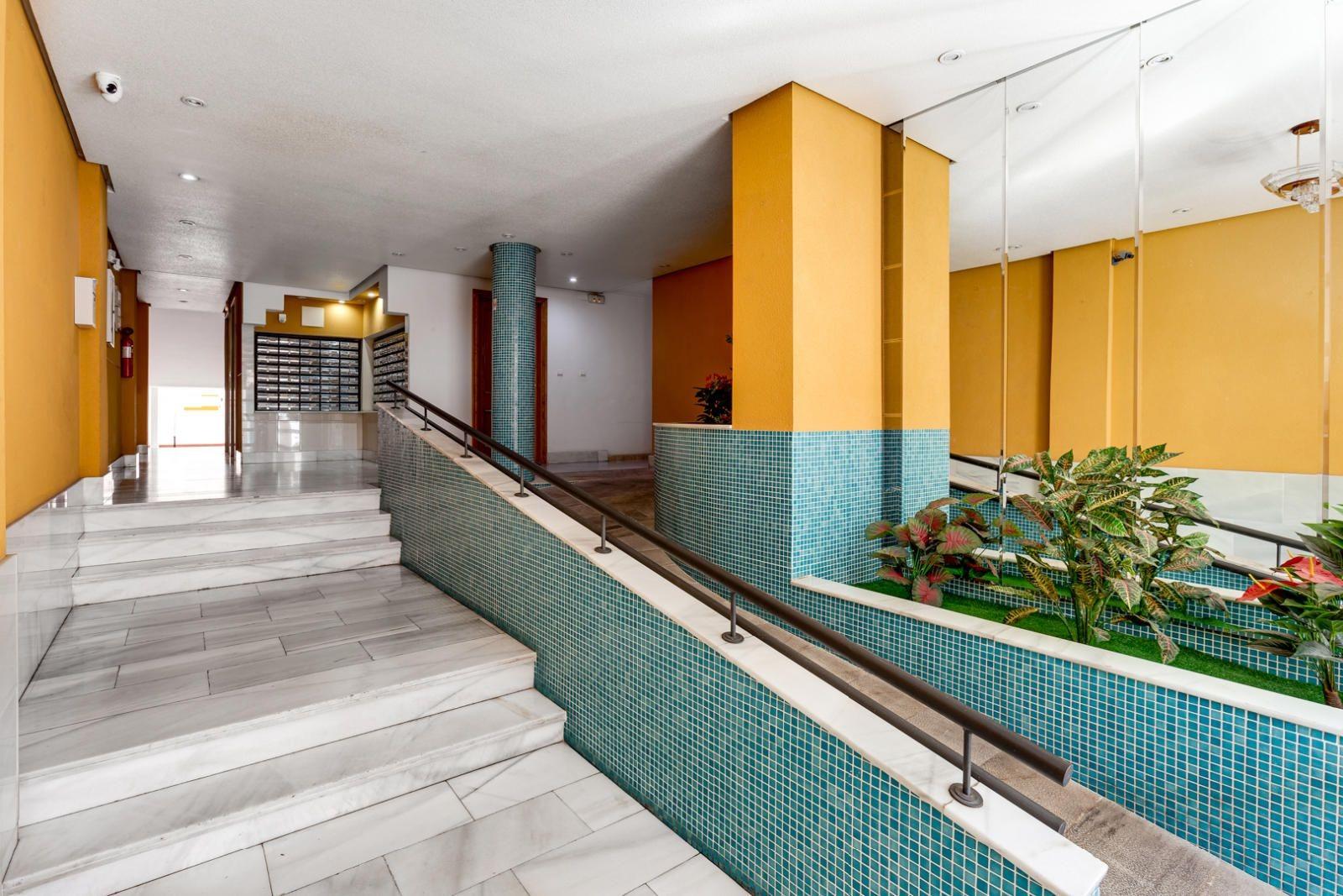 3 Bed, 1 Bath, ApartmentFor Sale, Torrevieja, Alicante