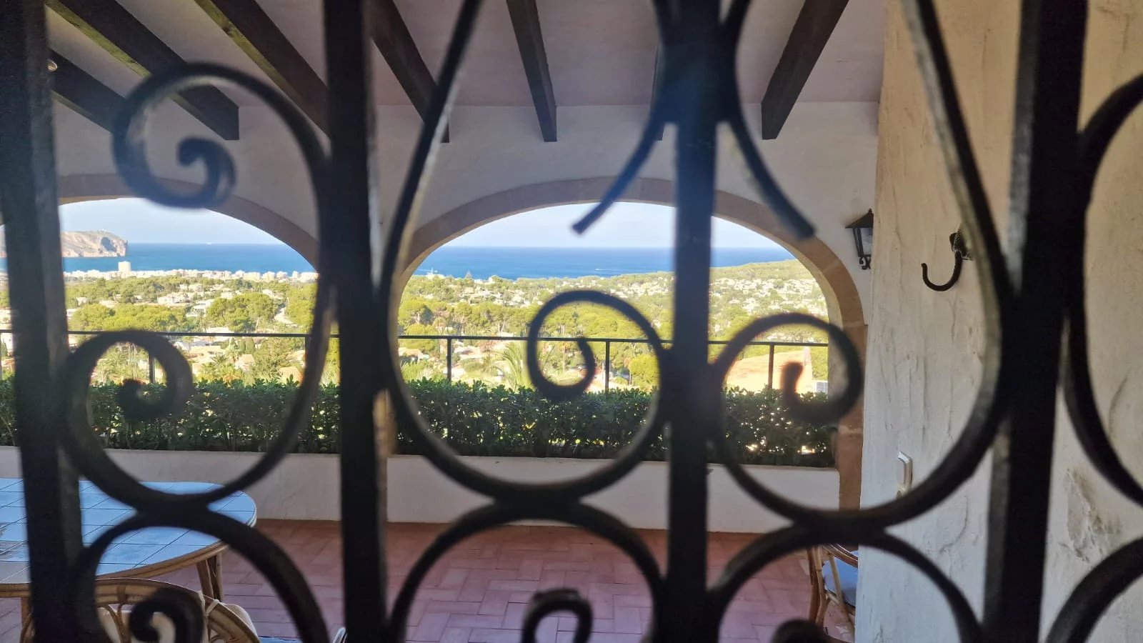 4 Bed, 2 Bath, HouseFor Sale, Javea, Alicante