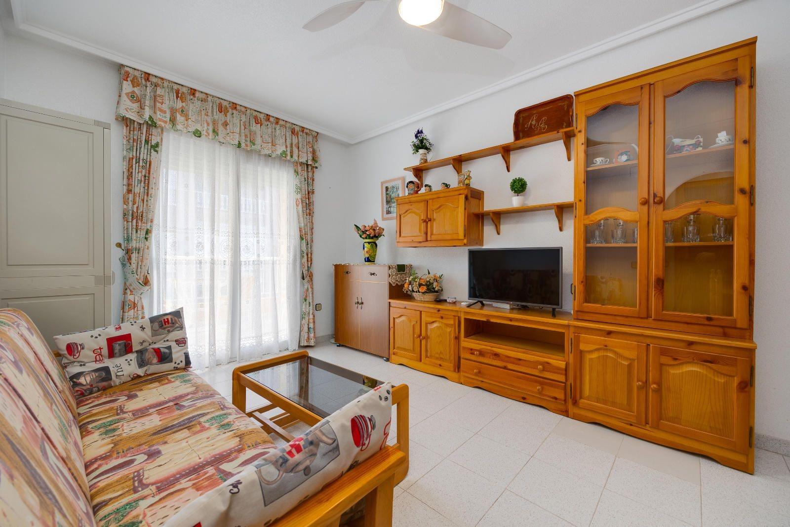 2 Bed, 1 Bath, ApartmentFor Sale, Torrevieja, Alicante
