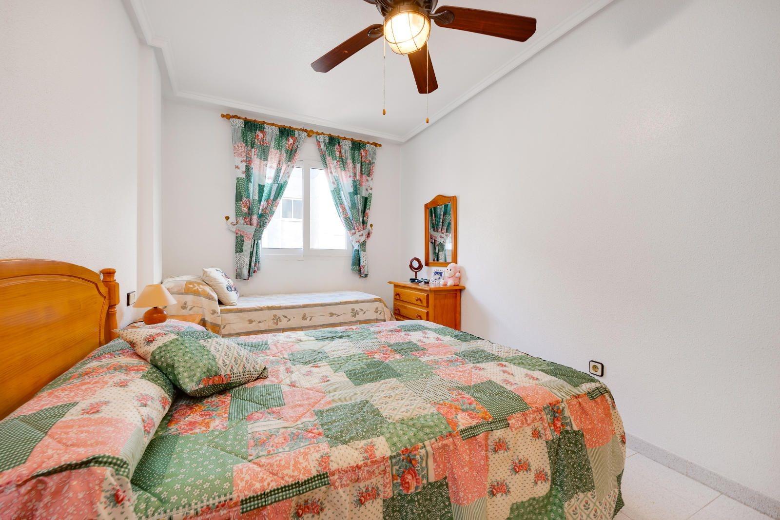 2 Bed, 1 Bath, ApartmentFor Sale, Torrevieja, Alicante