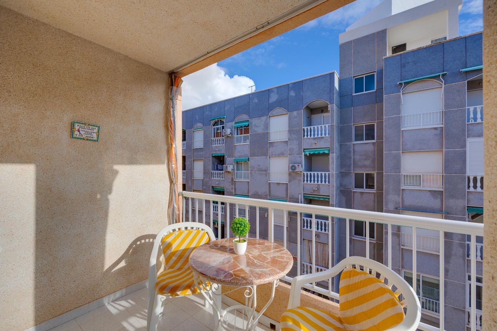 2 Bed, 1 Bath, ApartmentFor Sale, Torrevieja, Alicante