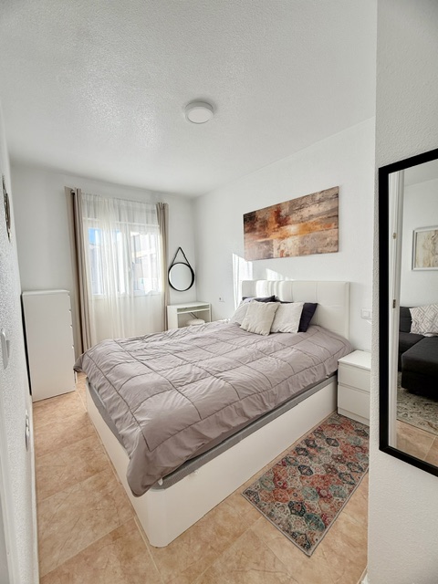 2 Bed, 1 Bath, ApartmentFor Sale, Torrevieja, Alicante