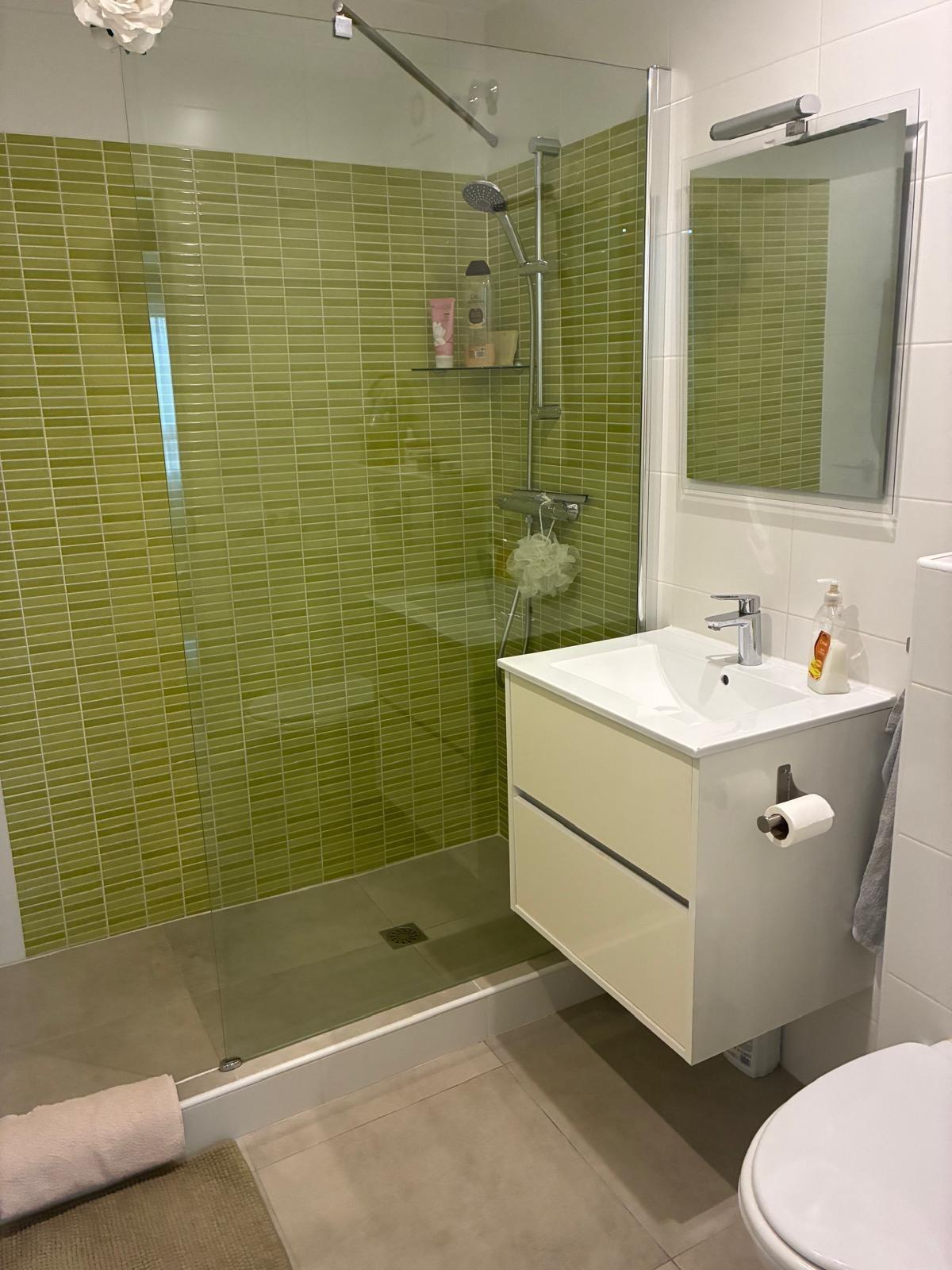 2 Bed, 2 Bath, ApartmentFor Sale, Torrevieja, Alicante