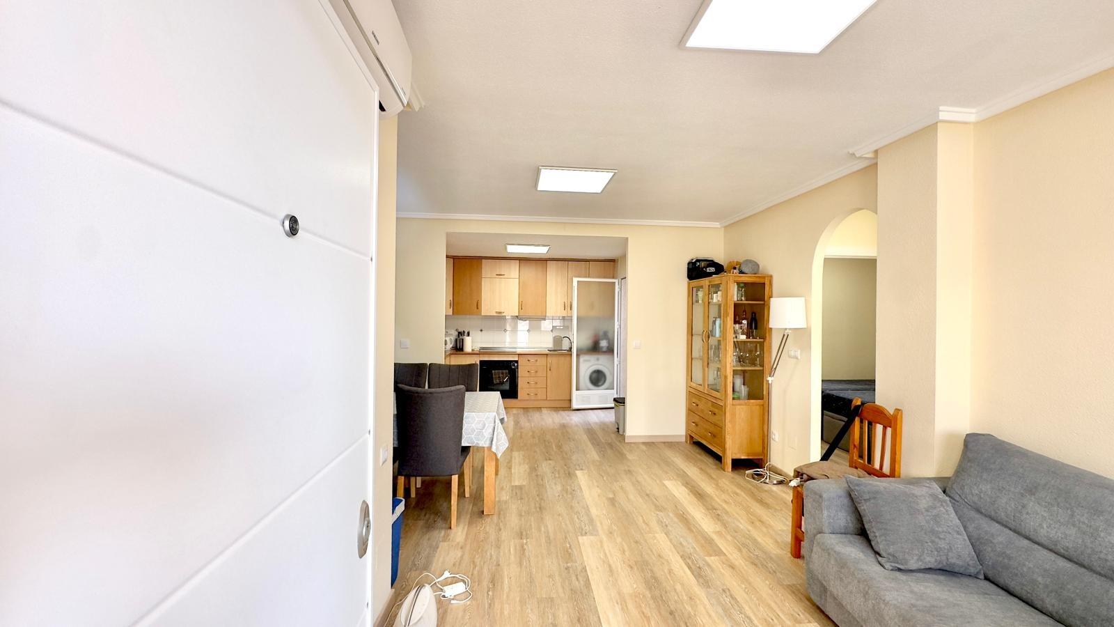 2 Bed, 1 Bath, HouseFor Sale, Torrevieja, Alicante