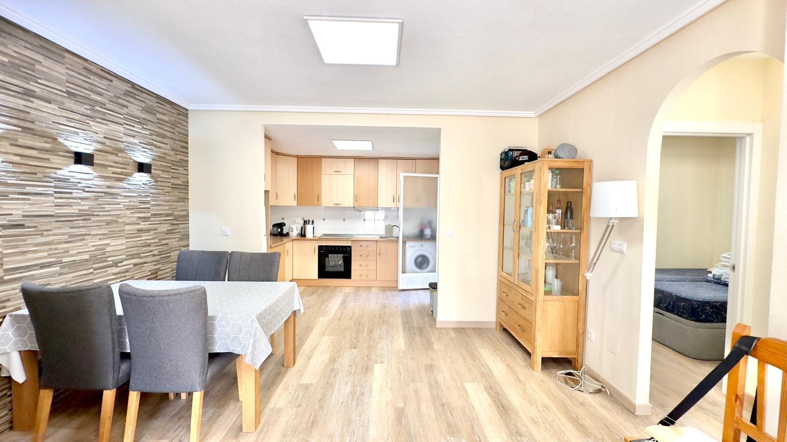 2 Bed, 1 Bath, HouseFor Sale, Torrevieja, Alicante