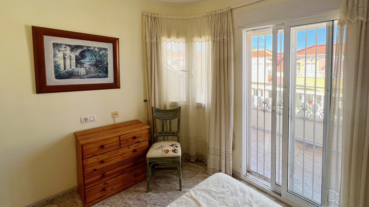 2 Bed, 1 Bath, HouseFor Sale, Cabo Roig, Alicante