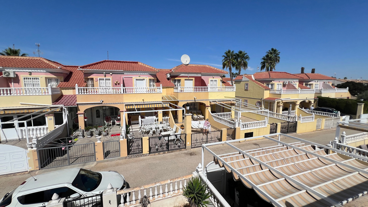 2 Bed, 1 Bath, HouseFor Sale, Cabo Roig, Alicante