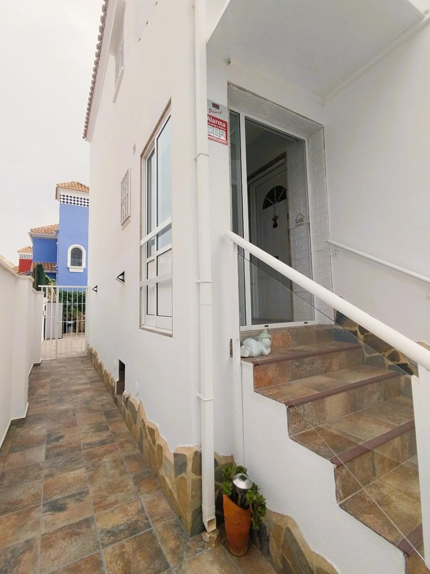 4 Bed, 3 Bath, HouseFor Sale, San Miguel de Salinas, Alicante