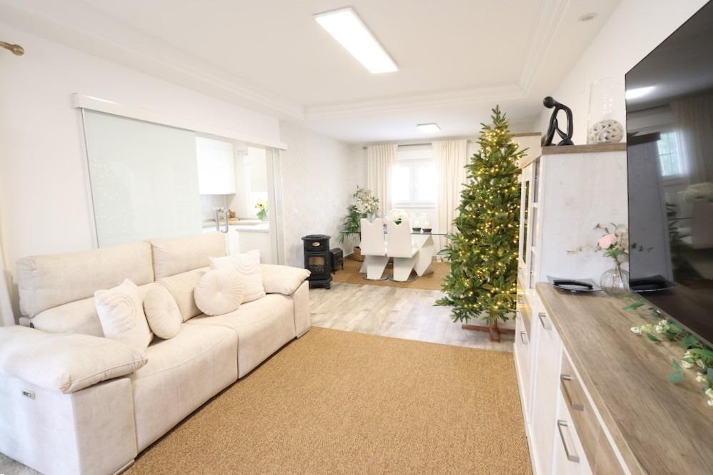 4 Bed, 3 Bath, HouseFor Sale, San Miguel de Salinas, Alicante