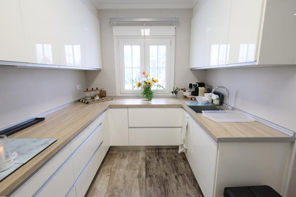 4 Bed, 3 Bath, HouseFor Sale, San Miguel de Salinas, Alicante