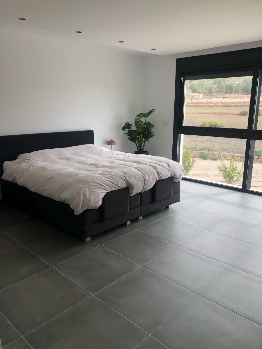 5 Bed, 3 Bath, HouseFor Sale, Pinoso, Alicante