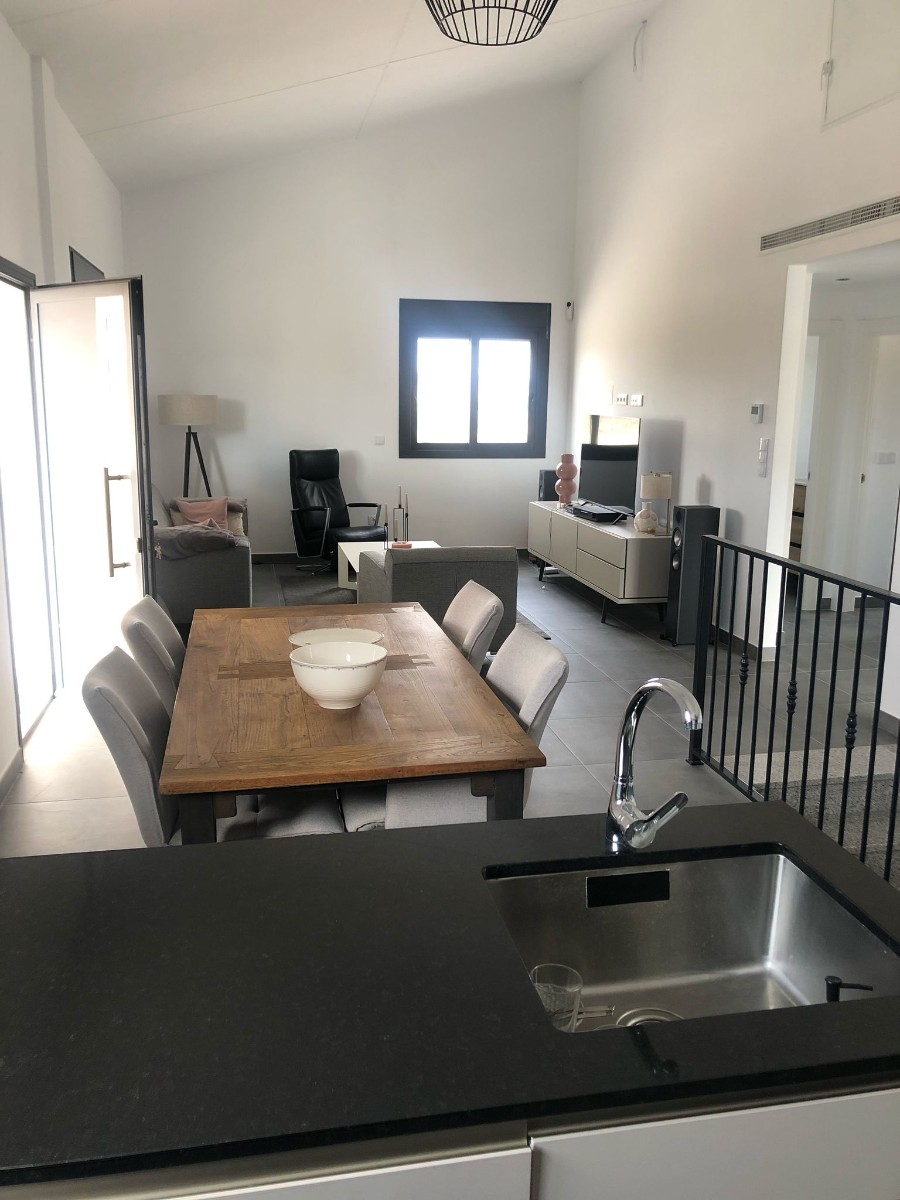 5 Bed, 3 Bath, HouseFor Sale, Pinoso, Alicante