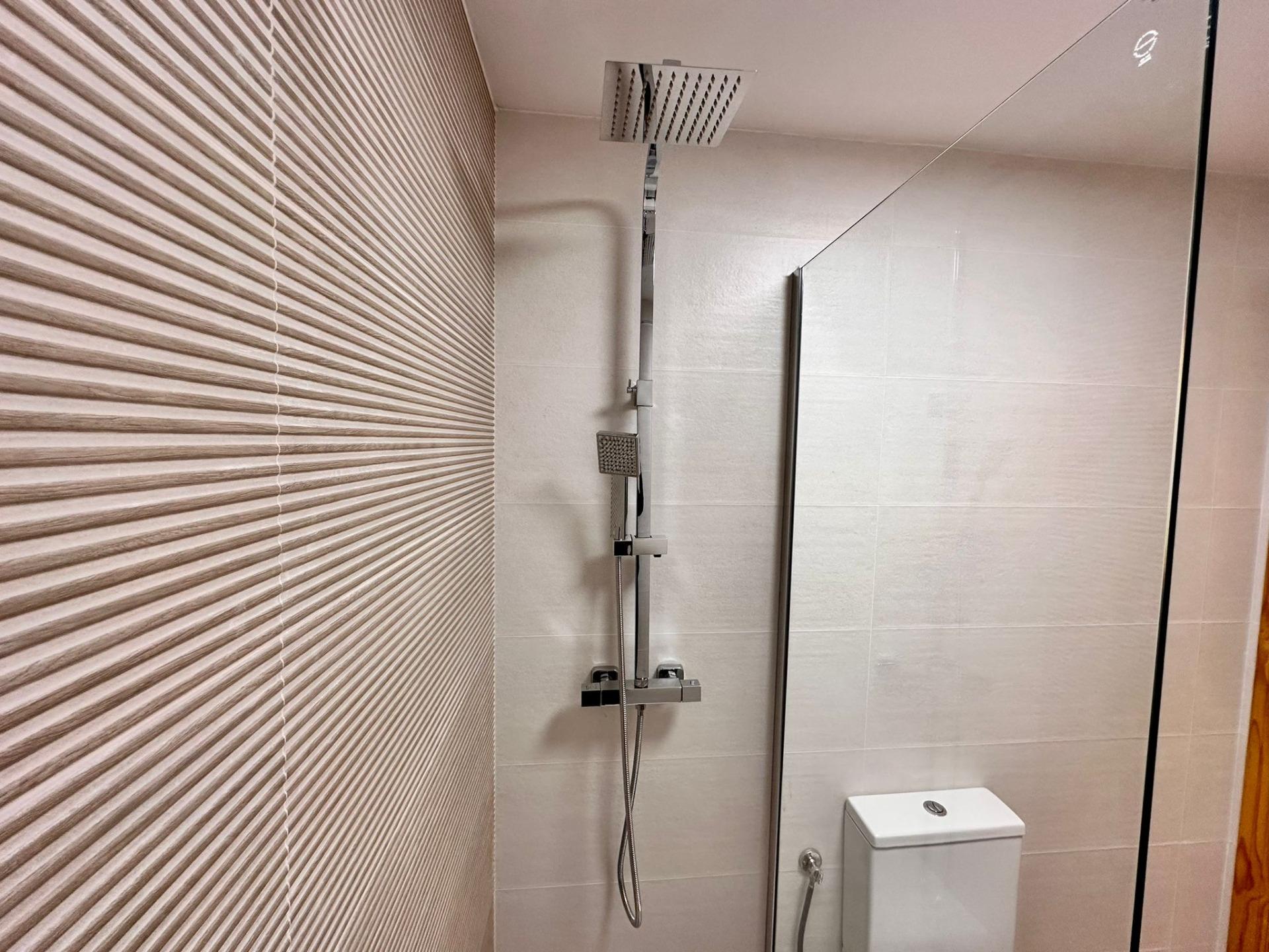 2 Bed, 1 Bath, ApartmentFor Sale, Torrevieja, Alicante