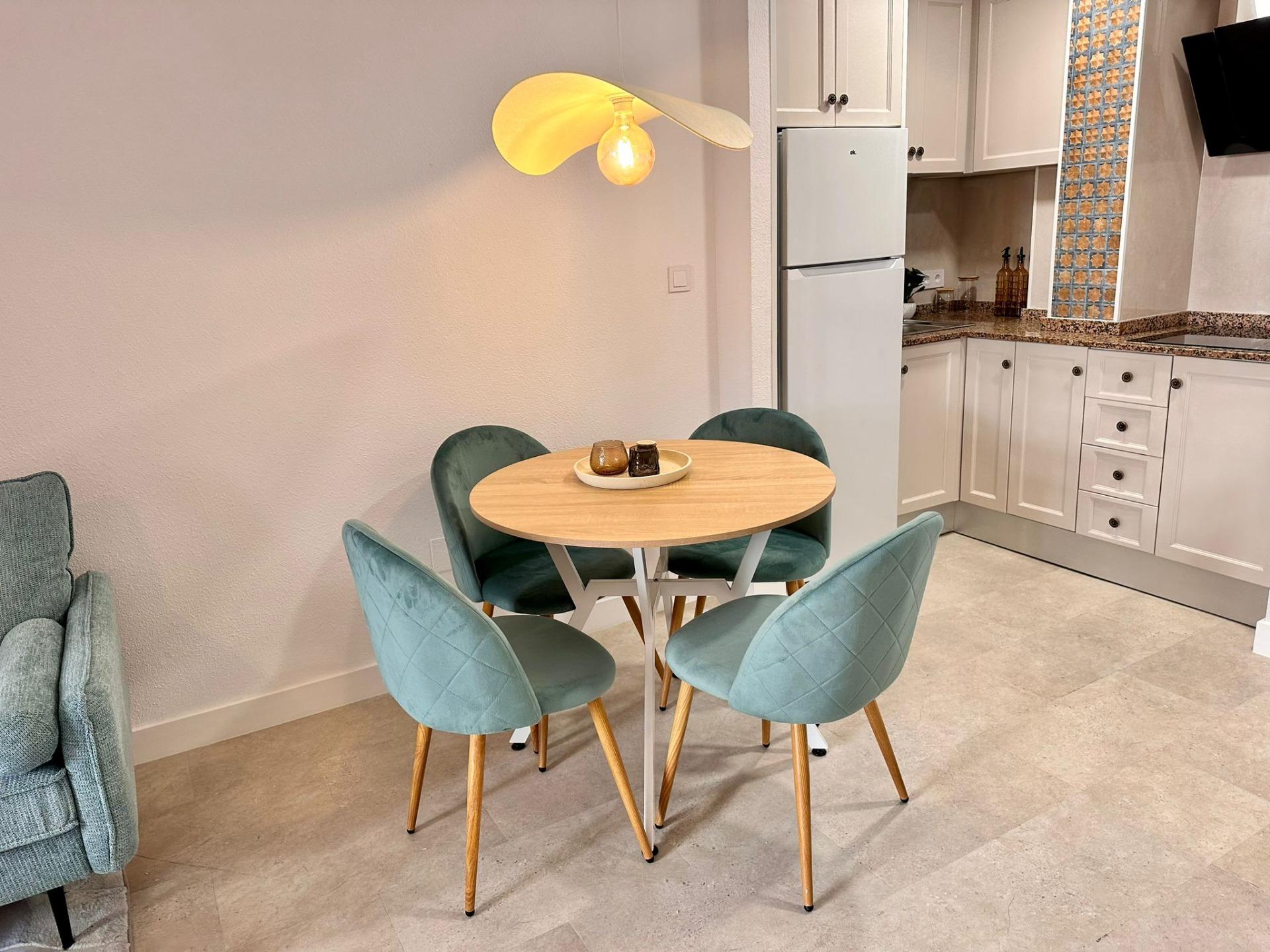 2 Bed, 1 Bath, ApartmentFor Sale, Torrevieja, Alicante