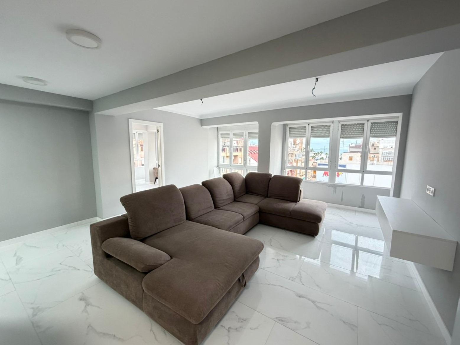 3 Bed, 2 Bath, ApartmentFor Sale, Torrevieja, Alicante