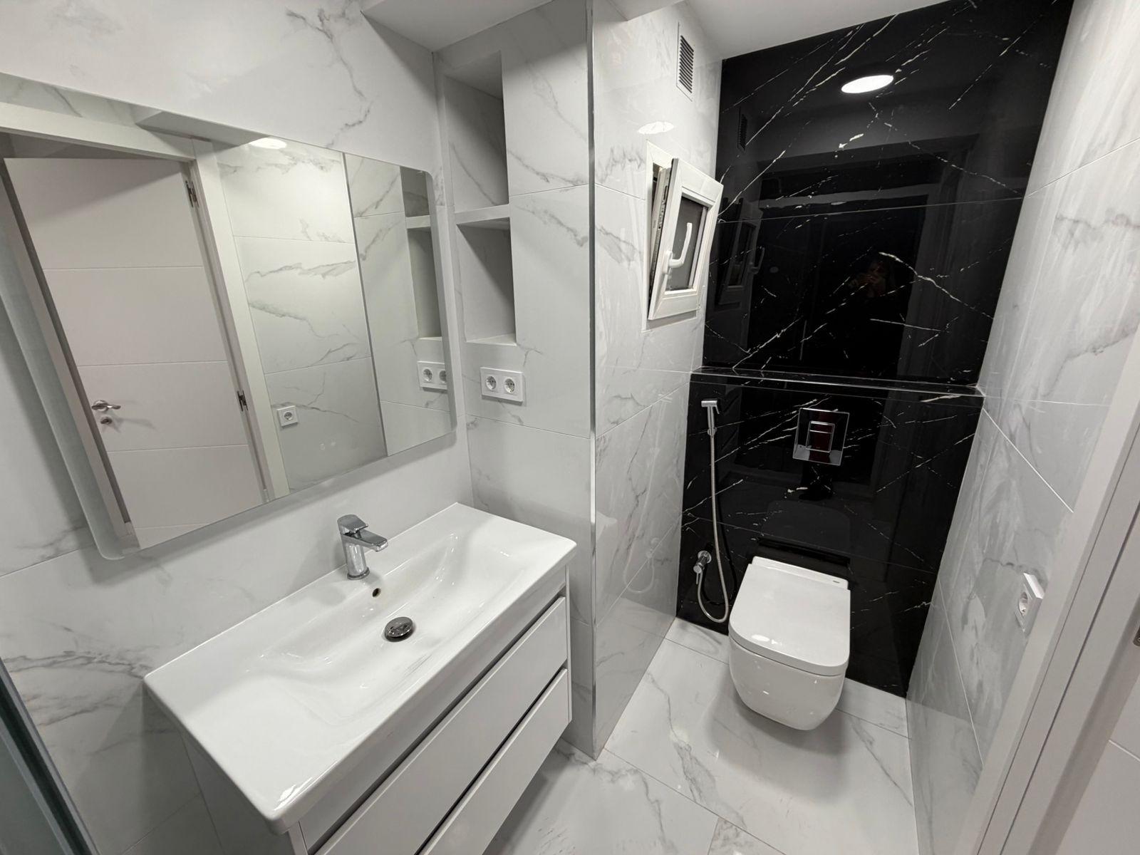 3 Bed, 2 Bath, ApartmentFor Sale, Torrevieja, Alicante