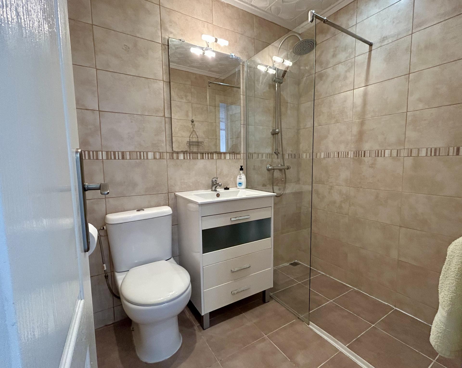 2 Bed, 1 Bath, HouseFor Sale, Torrevieja, Alicante