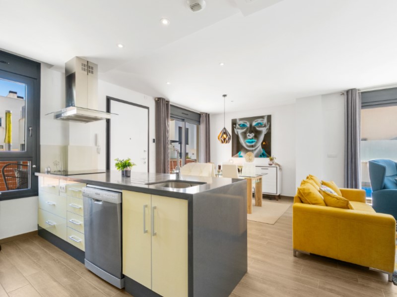 5 Bed, 3 Bath, HouseFor Sale, Torrevieja, Alicante