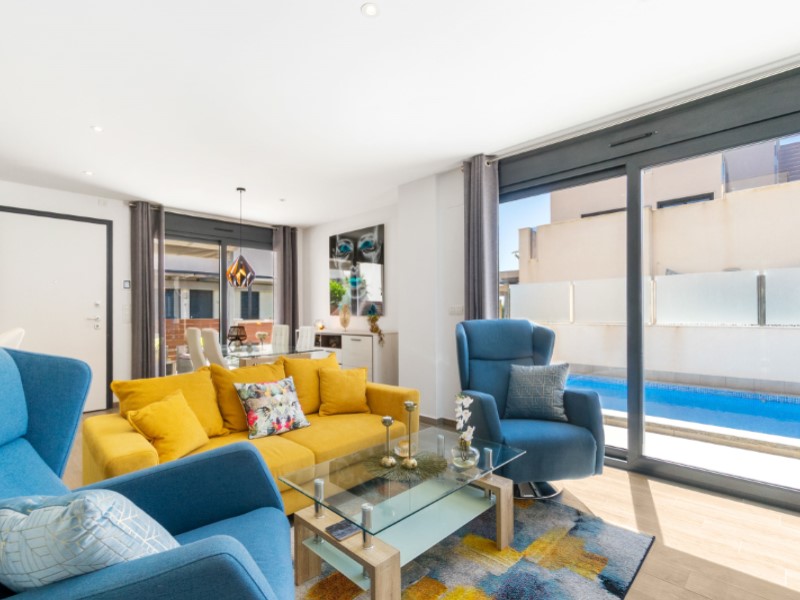 5 Bed, 3 Bath, HouseFor Sale, Torrevieja, Alicante