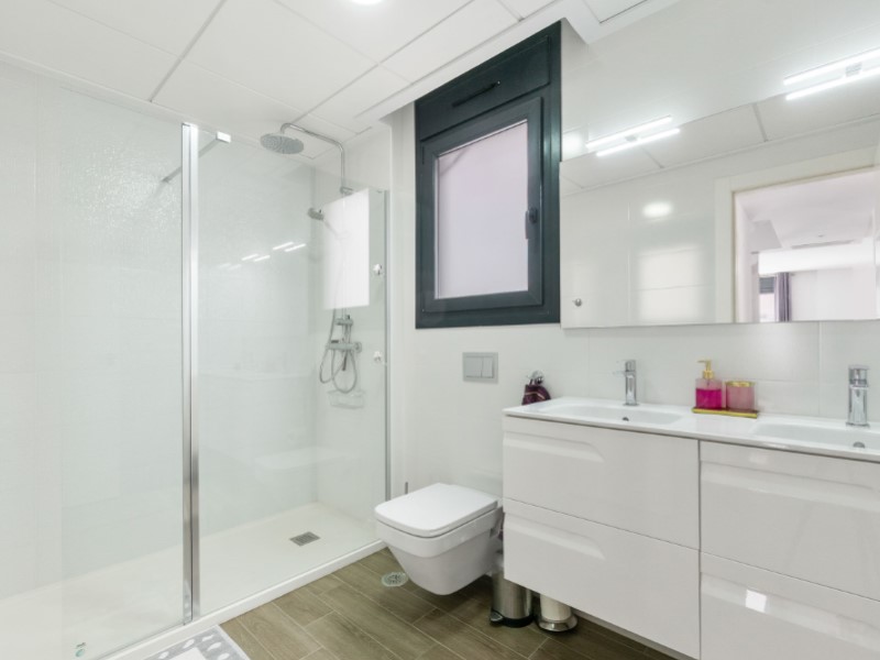 5 Bed, 3 Bath, HouseFor Sale, Torrevieja, Alicante