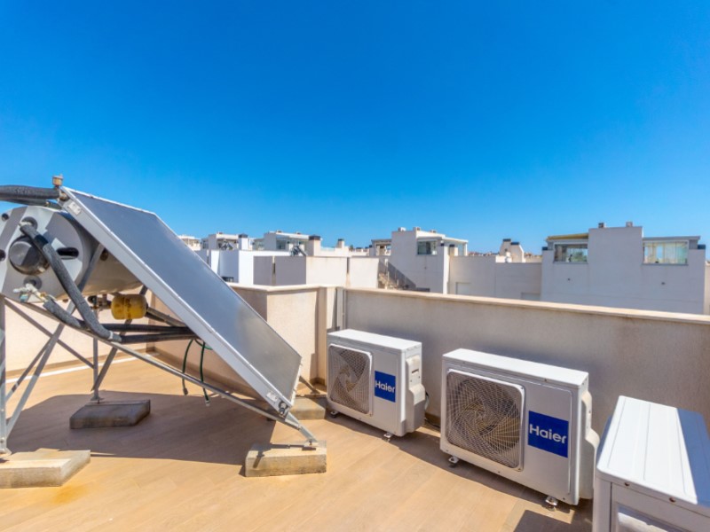 5 Bed, 3 Bath, HouseFor Sale, Torrevieja, Alicante