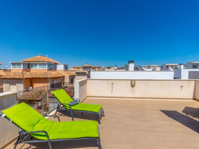 5 Bed, 3 Bath, HouseFor Sale, Torrevieja, Alicante