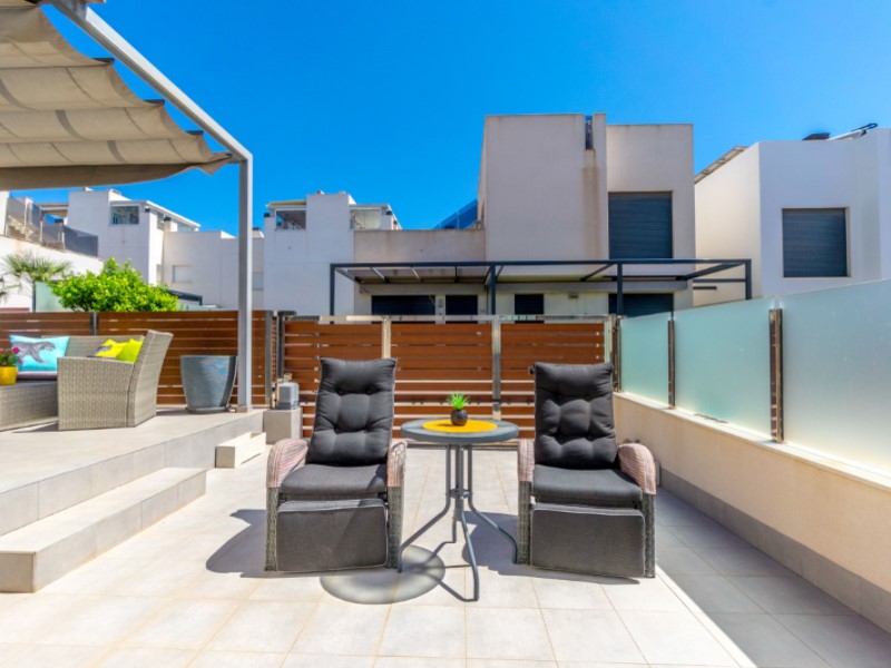 5 Bed, 3 Bath, HouseFor Sale, Torrevieja, Alicante