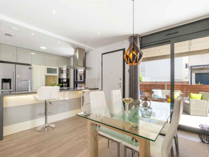 5 Bed, 3 Bath, HouseFor Sale, Torrevieja, Alicante