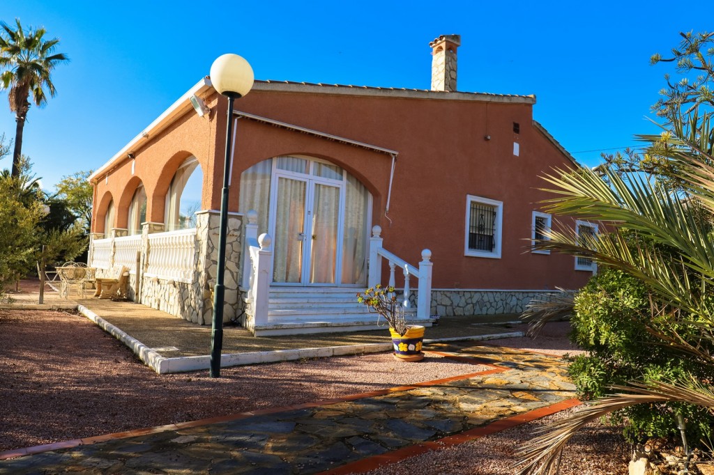 3 Bed, 1 Bath, HouseFor Sale, Hondon De Las Nieves, Alicante