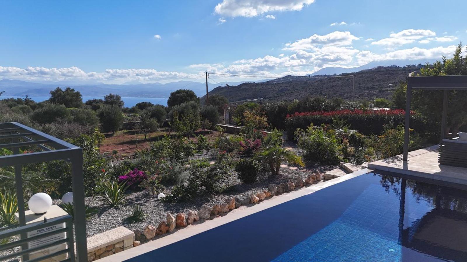 3 Bed, 4 Bath, HouseFor Sale, Chania, Crete