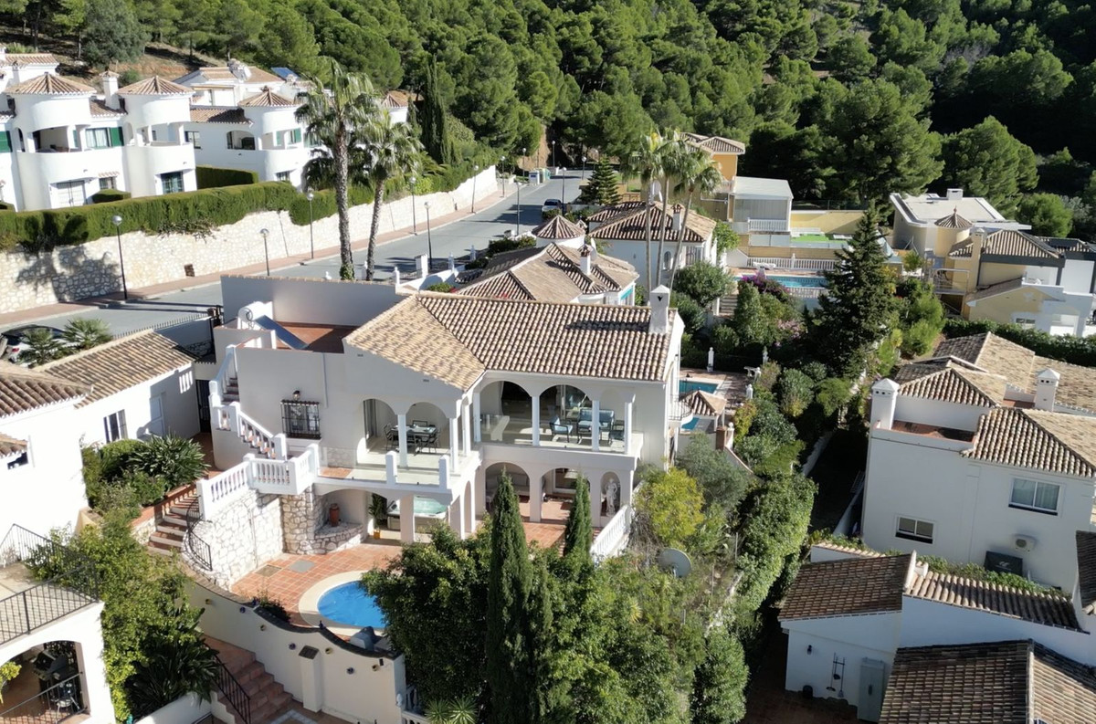 4 Bed, 3 Bath, HouseFor Sale, Mijas, Malaga