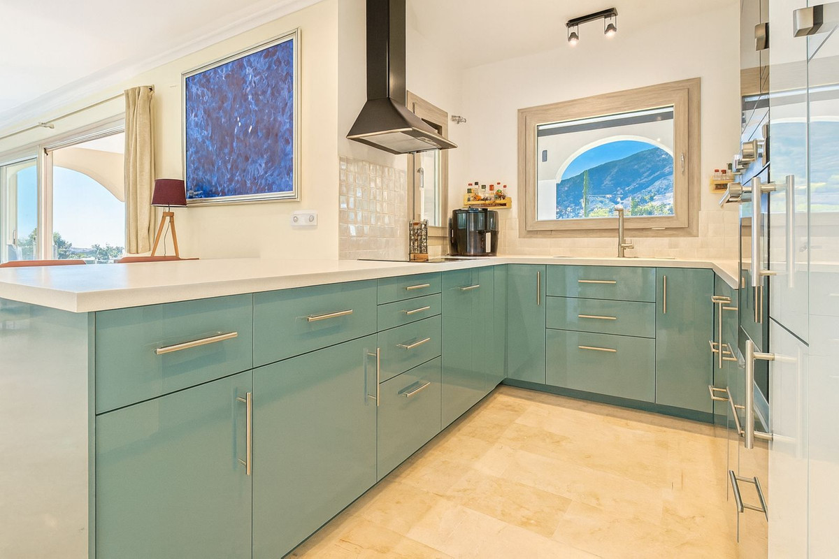 4 Bed, 3 Bath, HouseFor Sale, Mijas, Malaga
